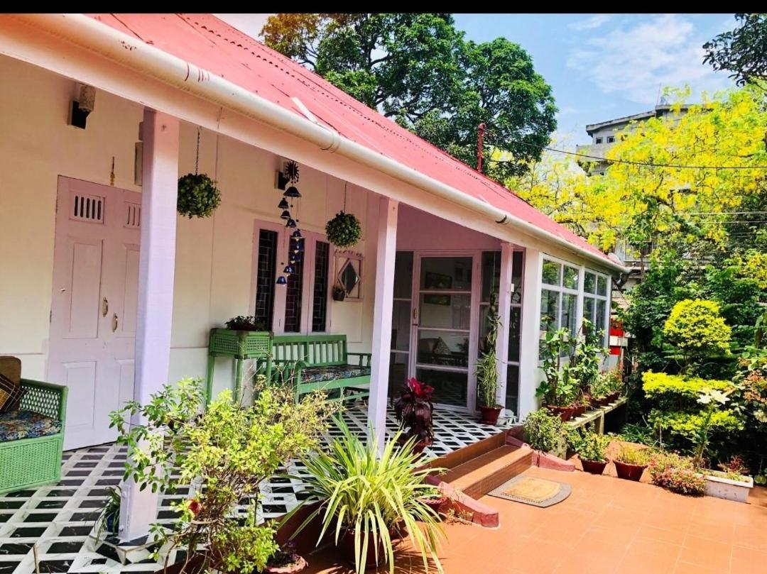 The Bhowmick'S Bungalow Tezpur Extérieur photo
